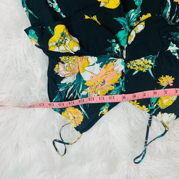 Eyeshadow floral midi dress - Picture 7 of 9